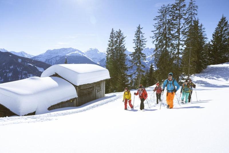 Hotel Bradabella - Montafon Гаргеллен Екстер'єр фото